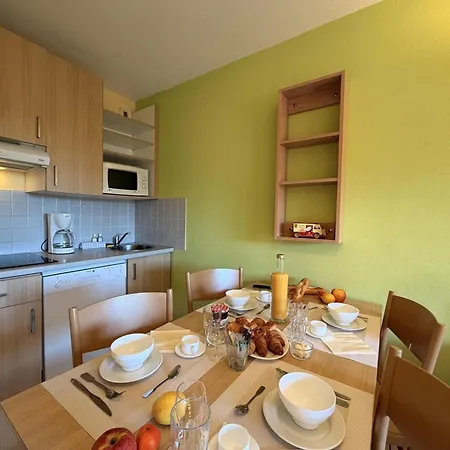 Sea View Duplex For 8 *